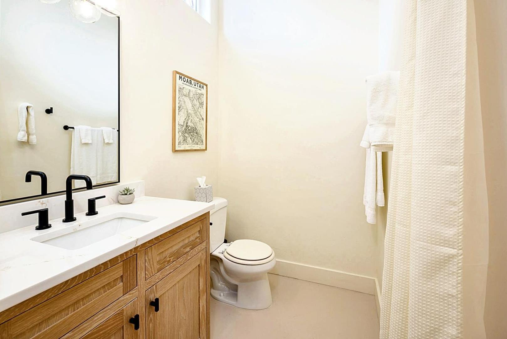 Downtown Kokopelli West 6 - Newly Remodeled Stylish Studio モアブ エクステリア 写真